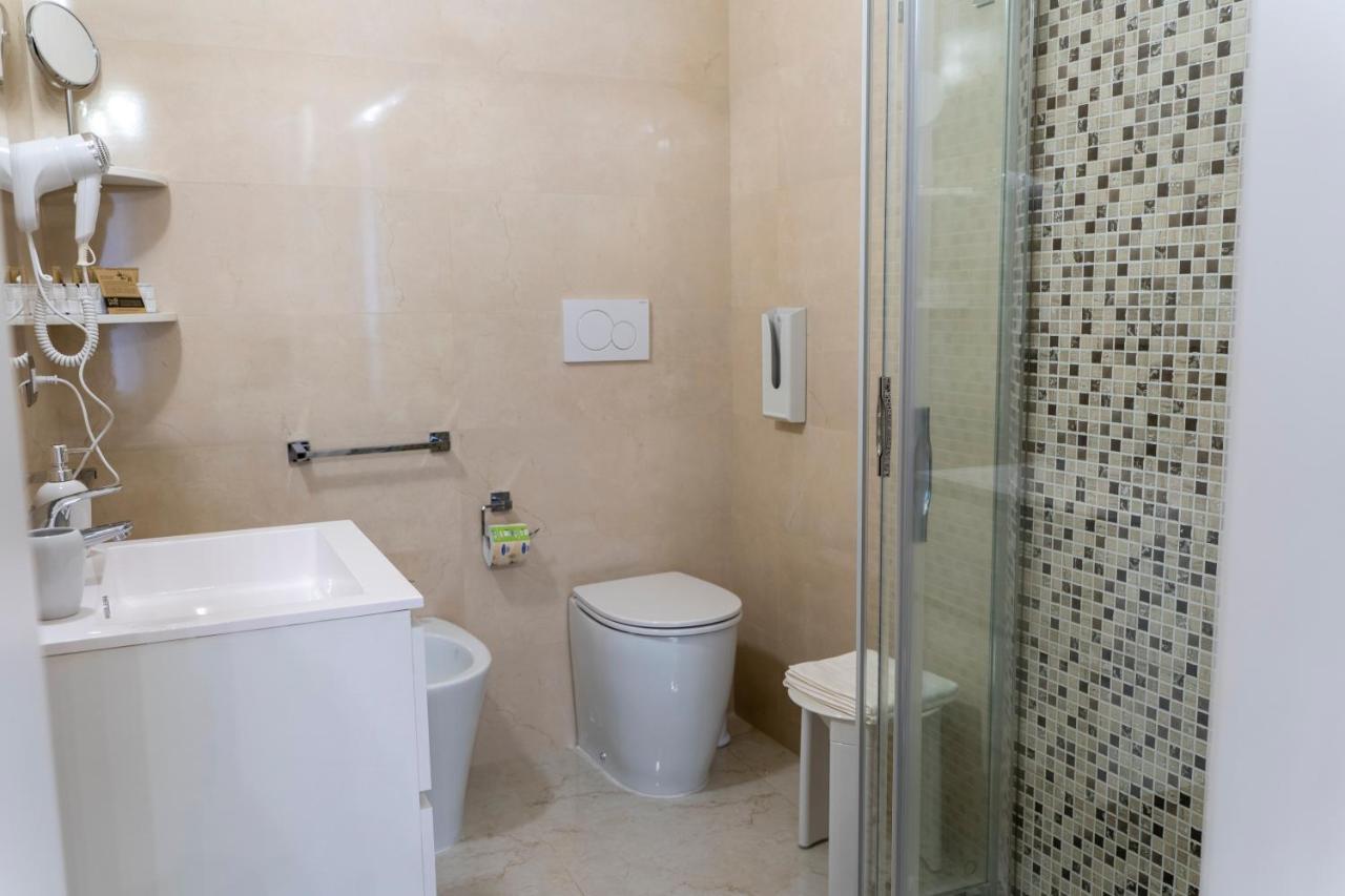 A Casa Dei Miei Otel San Pietro Vernotico Dış mekan fotoğraf
