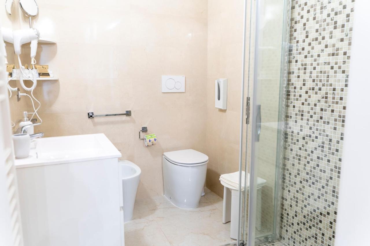 A Casa Dei Miei Otel San Pietro Vernotico Dış mekan fotoğraf