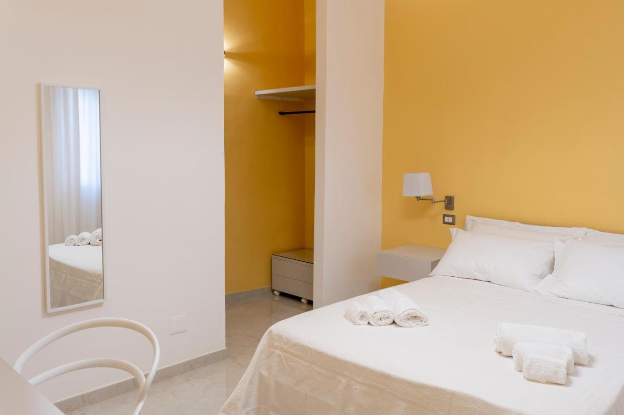 A Casa Dei Miei Otel San Pietro Vernotico Dış mekan fotoğraf