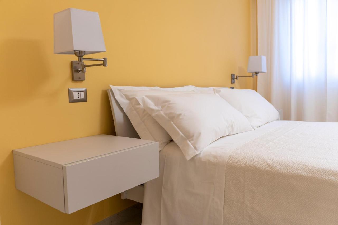 A Casa Dei Miei Otel San Pietro Vernotico Dış mekan fotoğraf