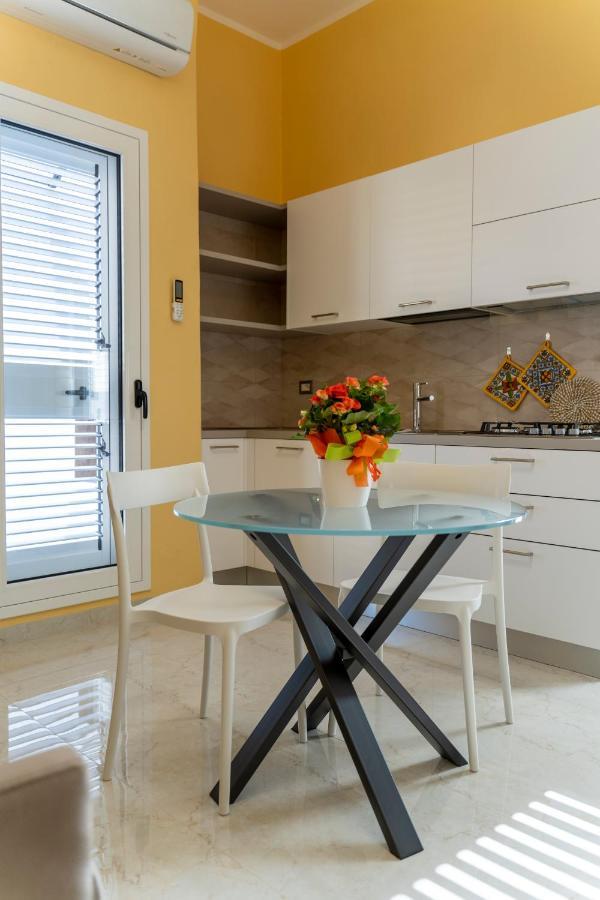 A Casa Dei Miei Otel San Pietro Vernotico Dış mekan fotoğraf